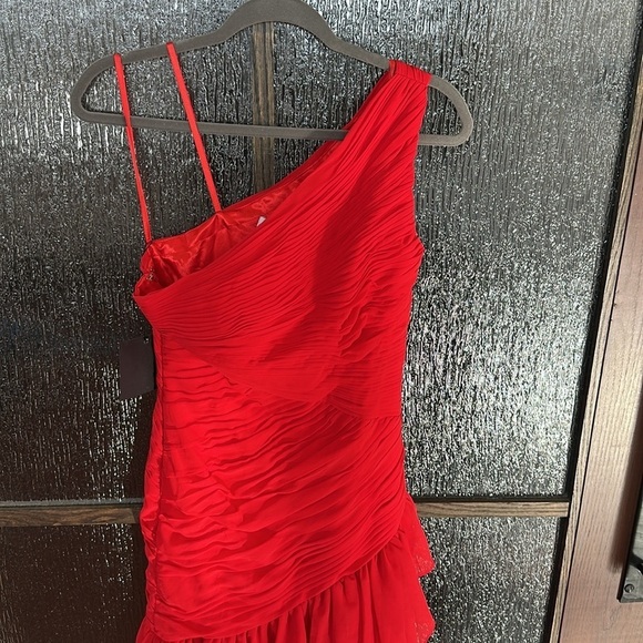 Mac Duggal 55908 Ruffle Skirt One Shoulder Dress Elegant Red size 2. - Picture 7 of 12